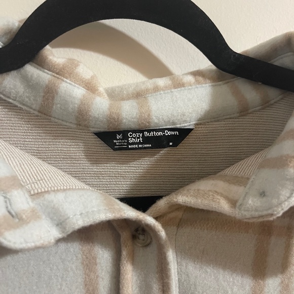 cozy button-down shirt - Picture 3 of 3